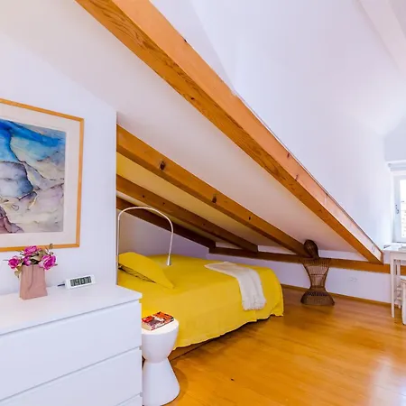 Old Town Art House Apartament *